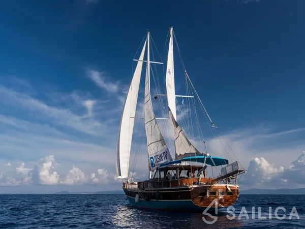 Gulet - Yacht Charter Sailica