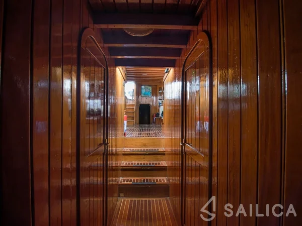 Gulet - Yacht Charter Sailica