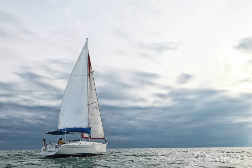 Cyclades 43.4 - Yacht Charter Sailica
