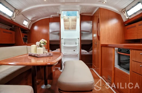 Cyclades 43.4 - Yacht Charter Sailica