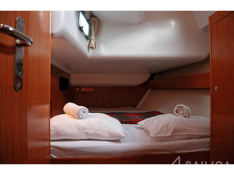 Cyclades 43.4 - Yacht Charter Sailica