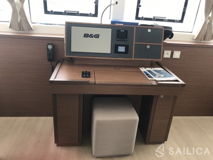 Lagoon 52F - Yacht Charter Sailica