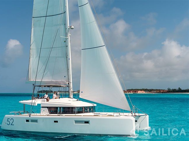 Lagoon 52F - Yacht Charter Sailica