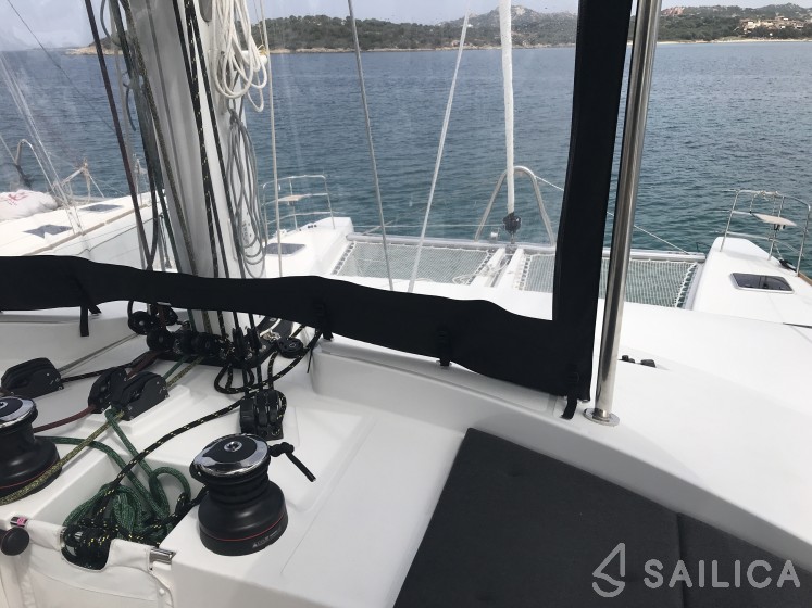 Lagoon 52F - Yacht Charter Sailica