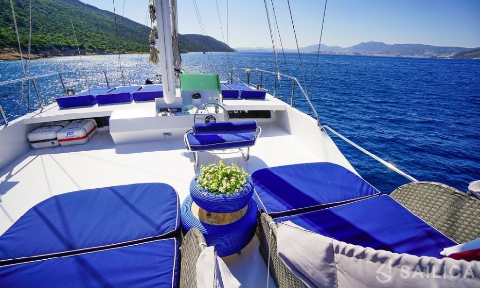 Gulet - Yacht Charter Sailica