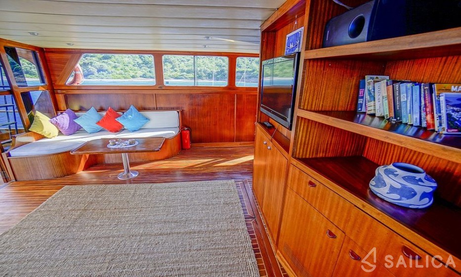 Gulet - Yacht Charter Sailica