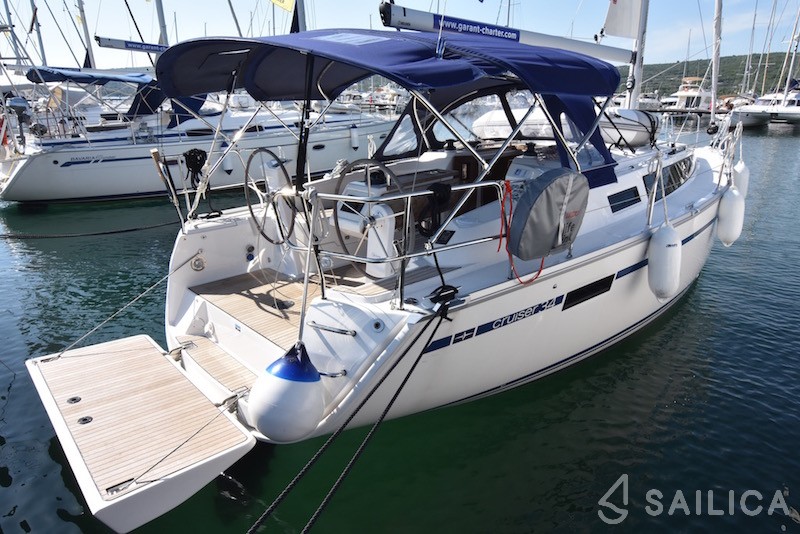 Bavaria Cruiser 34 - Yacht Charter Sailica