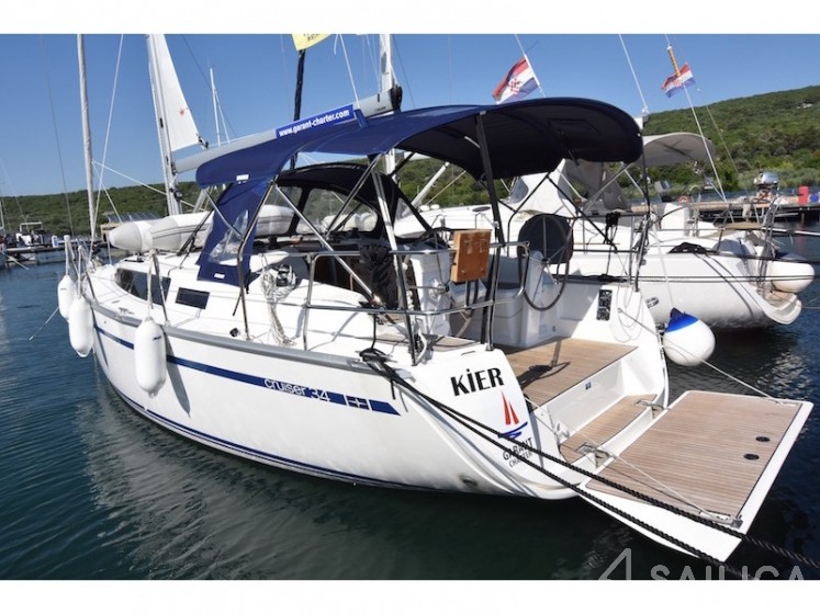 Bavaria Cruiser 34 - Yacht Charter Sailica