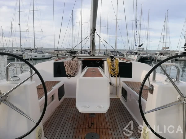 Dufour 460 GL - Yacht Charter Sailica
