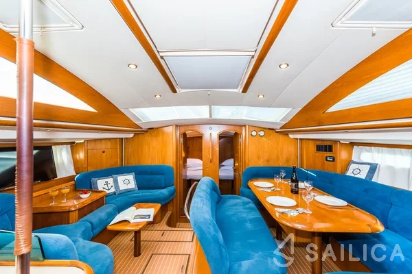 Sun Odyssey 54DS - Photo #36 Sun Odyssey 54DS - Yacht Charter Sailica