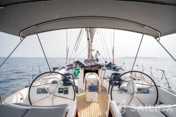 Ocean Star 60.1 - Yacht Charter Sailica