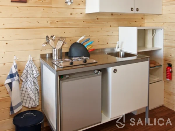 De Drait Houseboat - Yacht Charter Sailica