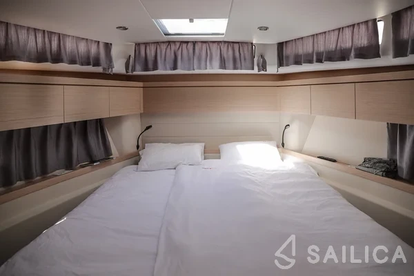 Greenline 39 - Yacht Charter Sailica