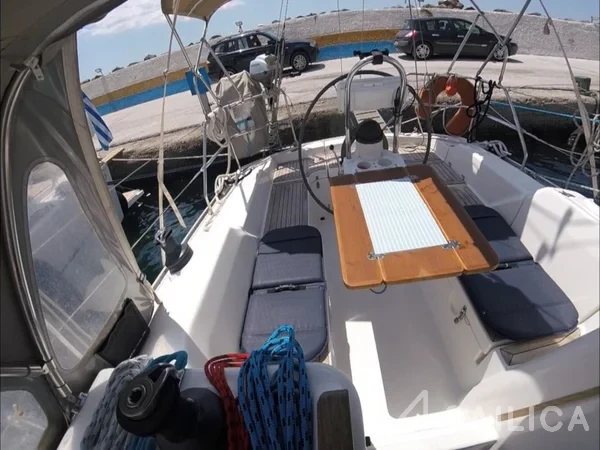 Hanse 342 - Yacht Charter Sailica