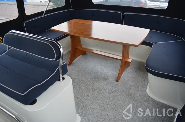 De Drait DeLuxe 42 - Yacht Charter Sailica