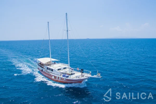 Gulet - Yacht Charter Sailica