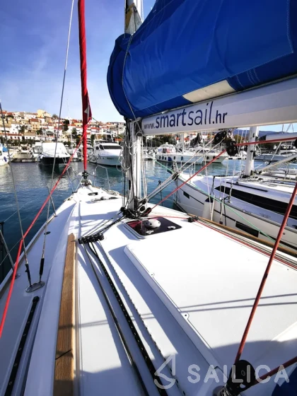 Sun Odyssey 36i - Yacht Charter Sailica