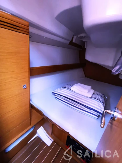 Sun Odyssey 36i - Yacht Charter Sailica
