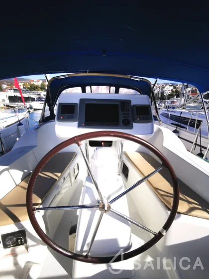 Sun Odyssey 36i - Yacht Charter Sailica