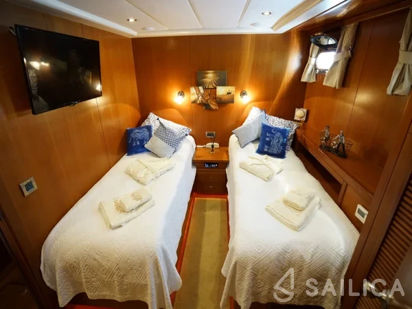 Gulet - Yacht Charter Sailica