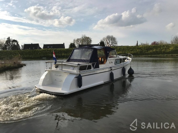 Boarnkruiser 920 - Yacht Charter Sailica