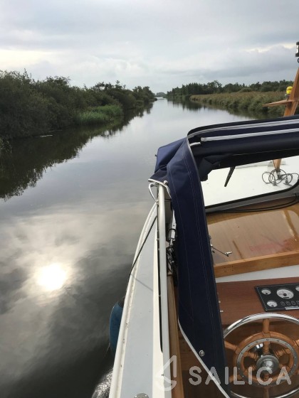 Boarnkruiser 920 - Yacht Charter Sailica