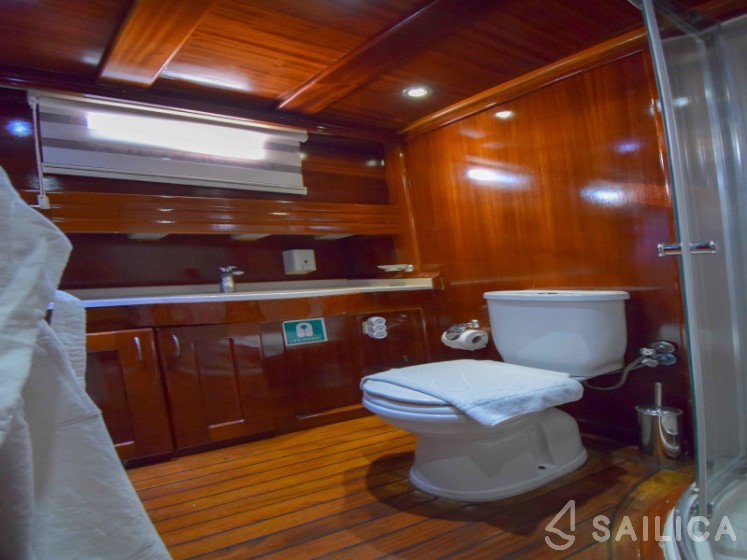 Gulet - Yacht Charter Sailica