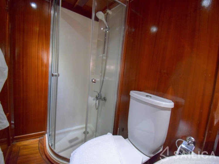Gulet - Yacht Charter Sailica