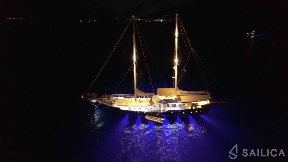 Gulet - Yacht Charter Sailica