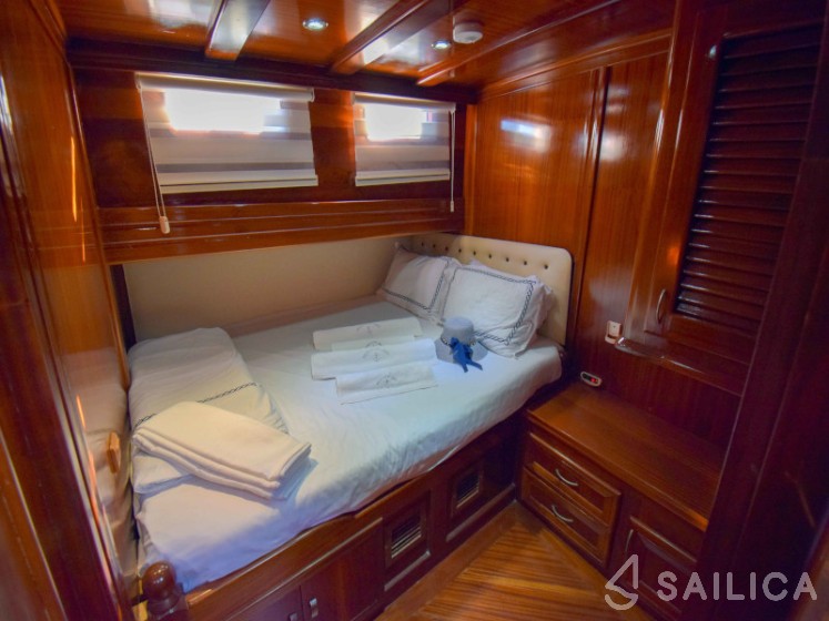 Gulet - Yacht Charter Sailica