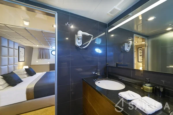 Gulet - Yacht Charter Sailica