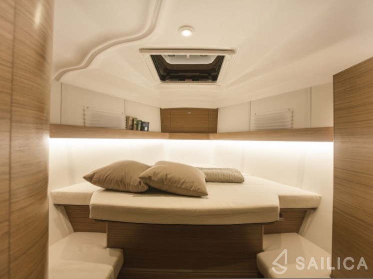 Elan 45 Impression - Yacht Charter Sailica