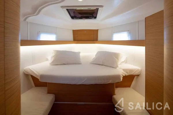 Elan 45 Impression - Yacht Charter Sailica