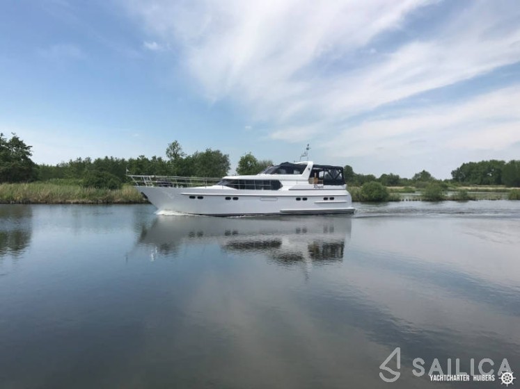 Pacific Allure 155 - Yacht Charter Sailica