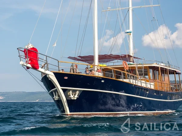 Gulet - Yacht Charter Sailica