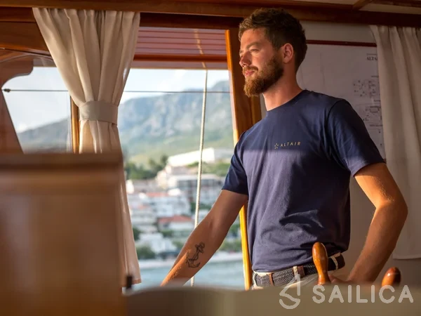 Gulet - Yacht Charter Sailica