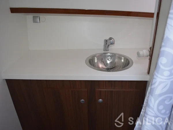 De Drait Bravoure 40 - Yacht Charter Sailica