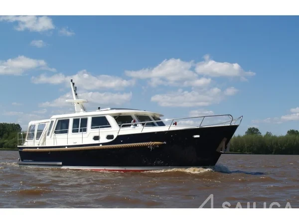 De Drait Bravoure 40 - Yacht Charter Sailica