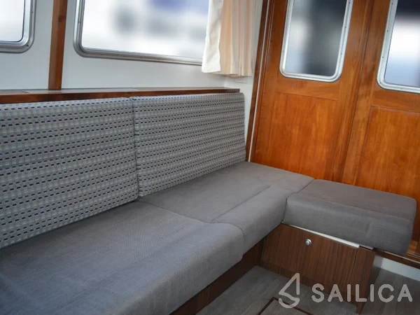 De Drait Bravoure 40 - Yacht Charter Sailica