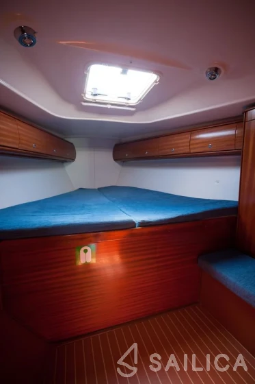 Bavaria 38 Cruiser - Yacht Charter Sailica