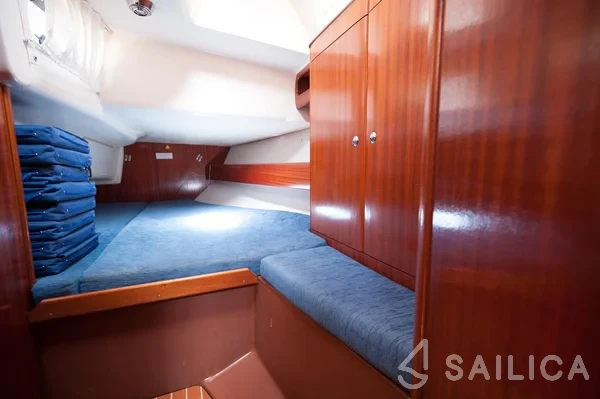 Bavaria 38 Cruiser - Yacht Charter Sailica