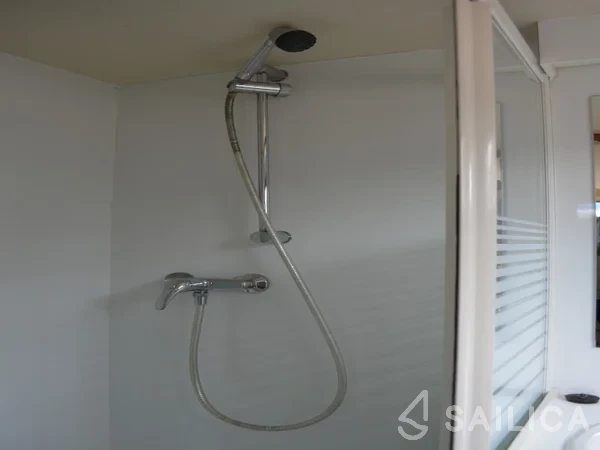 De Drait Safari Houseboat 1050 - Yacht Charter Sailica