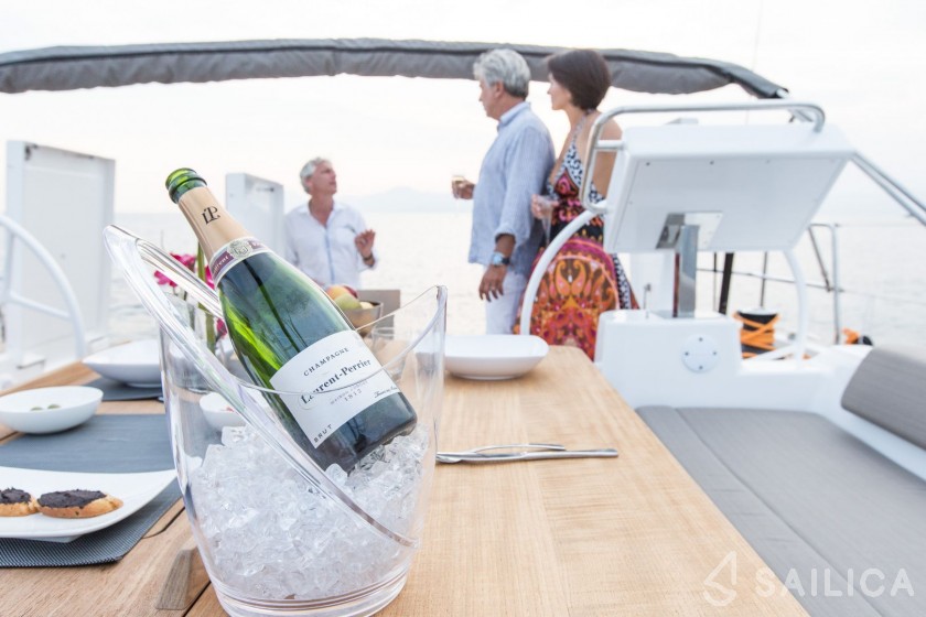 Dufour 56 Exclusive - Yacht Charter Sailica
