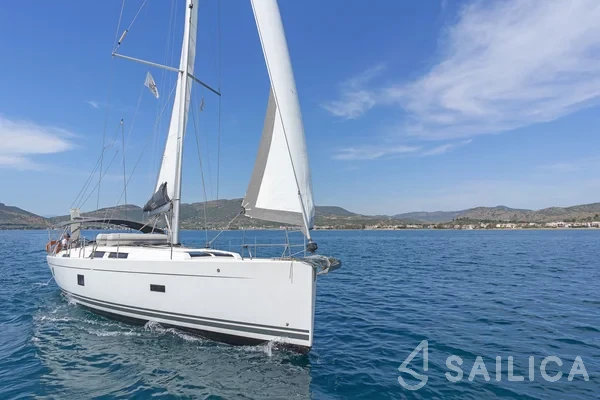 Hanse 458 - Yacht Charter Sailica