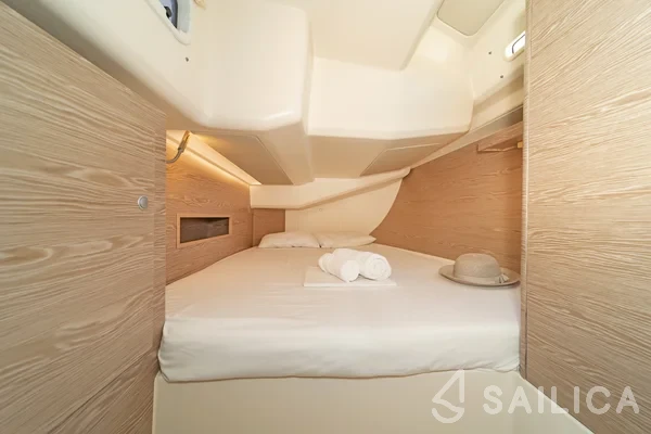 Hanse 458 - Yacht Charter Sailica