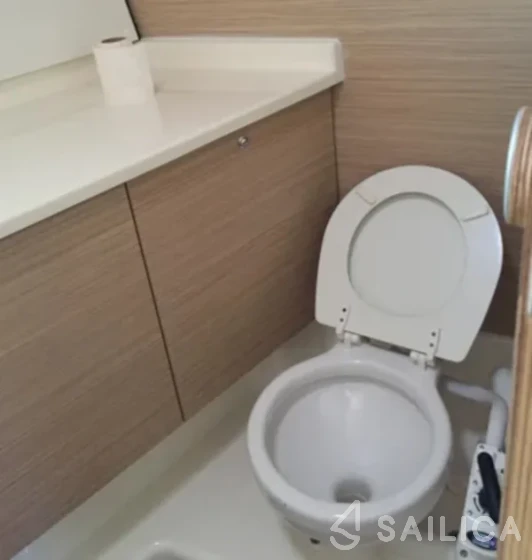 D&D Kufner 54 - Yacht Charter Sailica