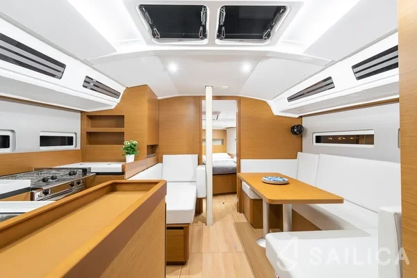 Sun Odyssey 410 - Yacht Charter Sailica