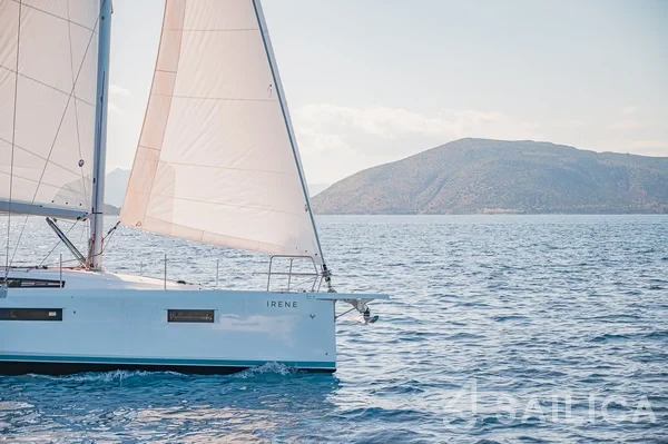 Sun Odyssey 410 - Yacht Charter Sailica