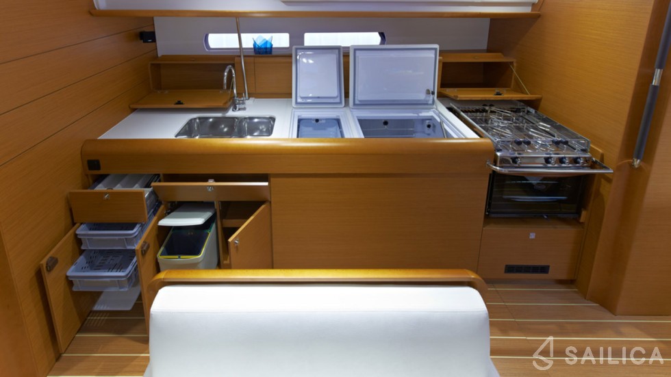 Sun Odyssey 469 - Yacht Charter Sailica