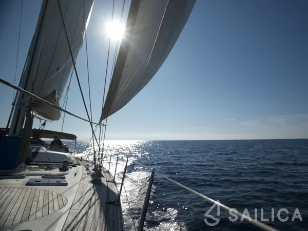 Dynamique 62 - Yacht Charter Sailica